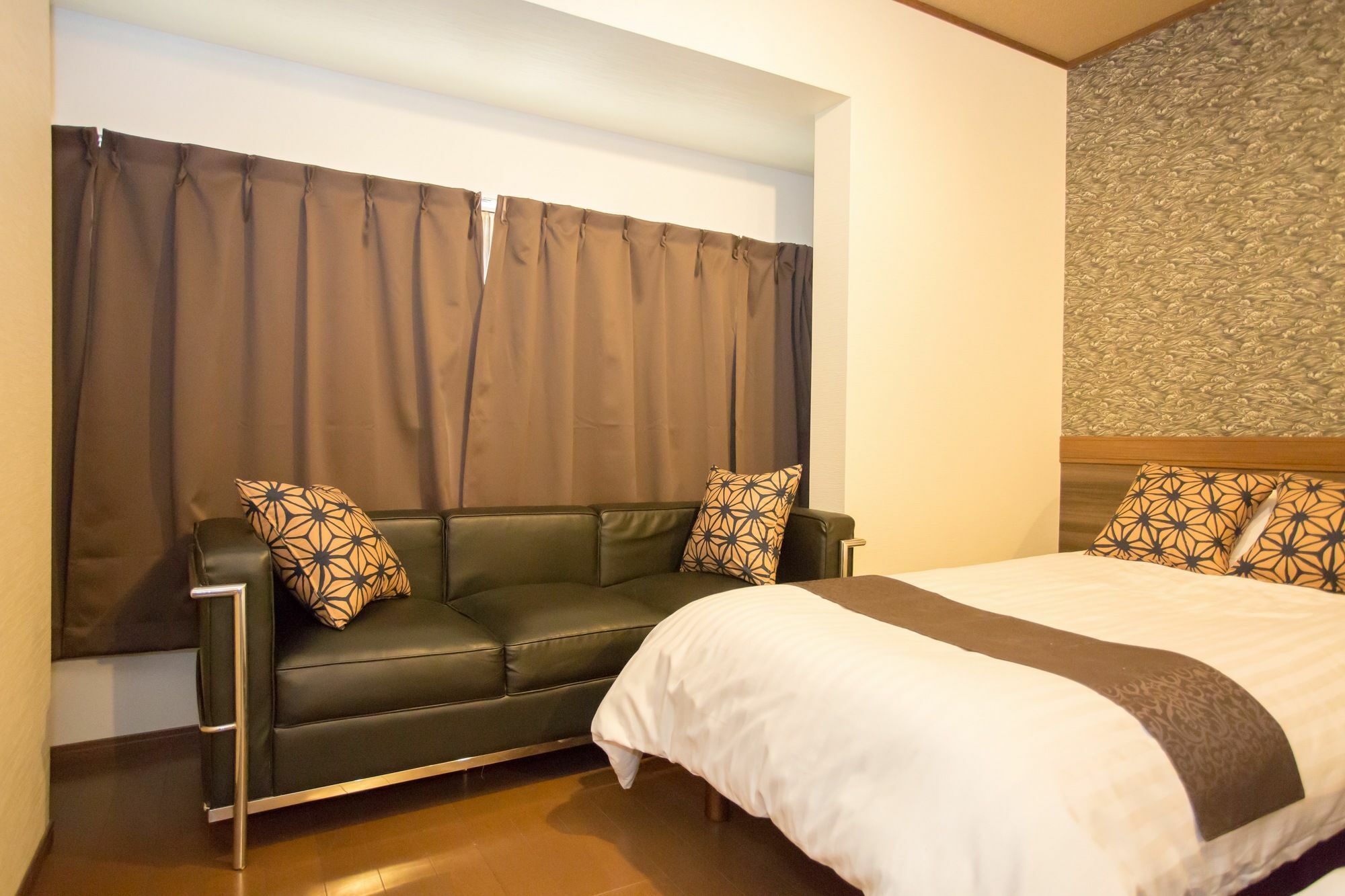 קיוטו Apapane Nijo Guest House מראה חיצוני תמונה