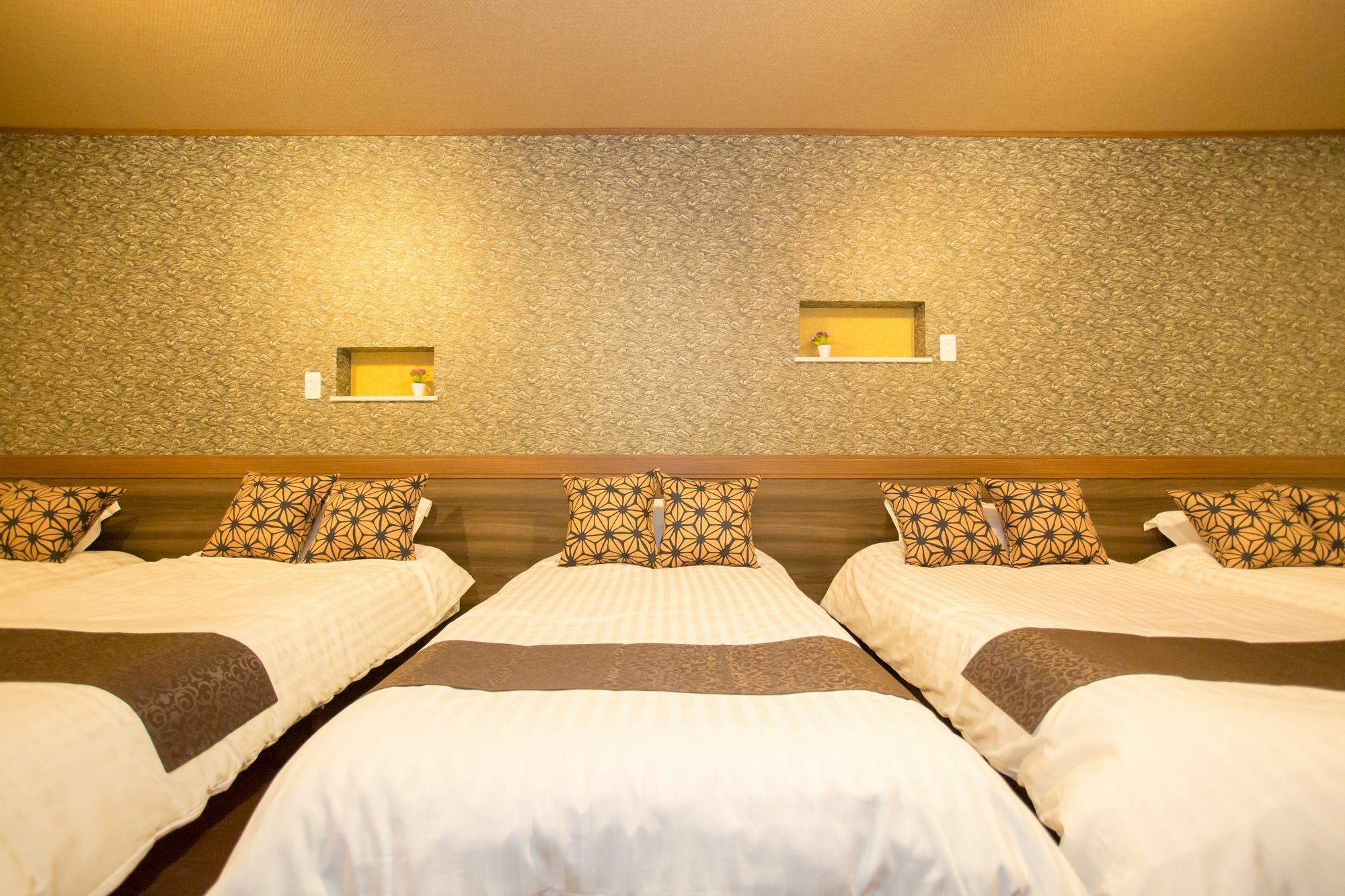 קיוטו Apapane Nijo Guest House מראה חיצוני תמונה